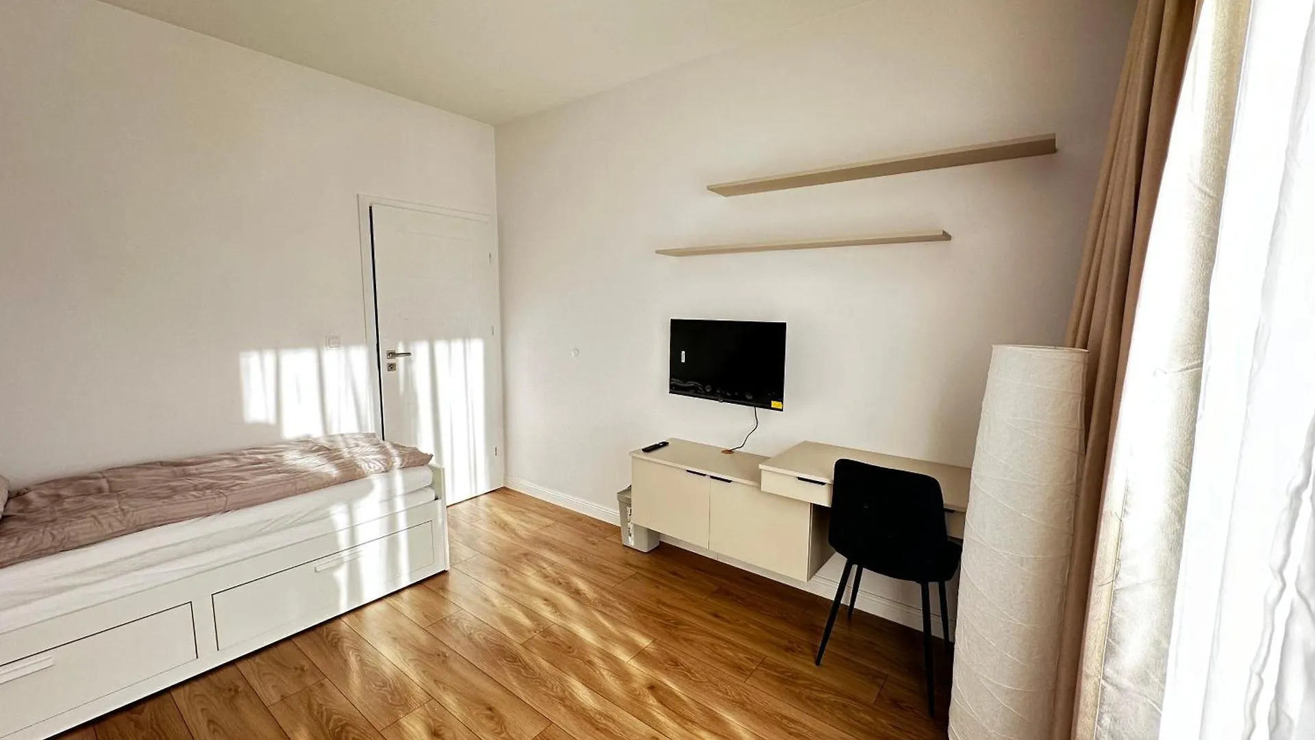Kaskady Airport Modern Apartments - Close To The Airport And City Center Warszawa 0*,  Polska