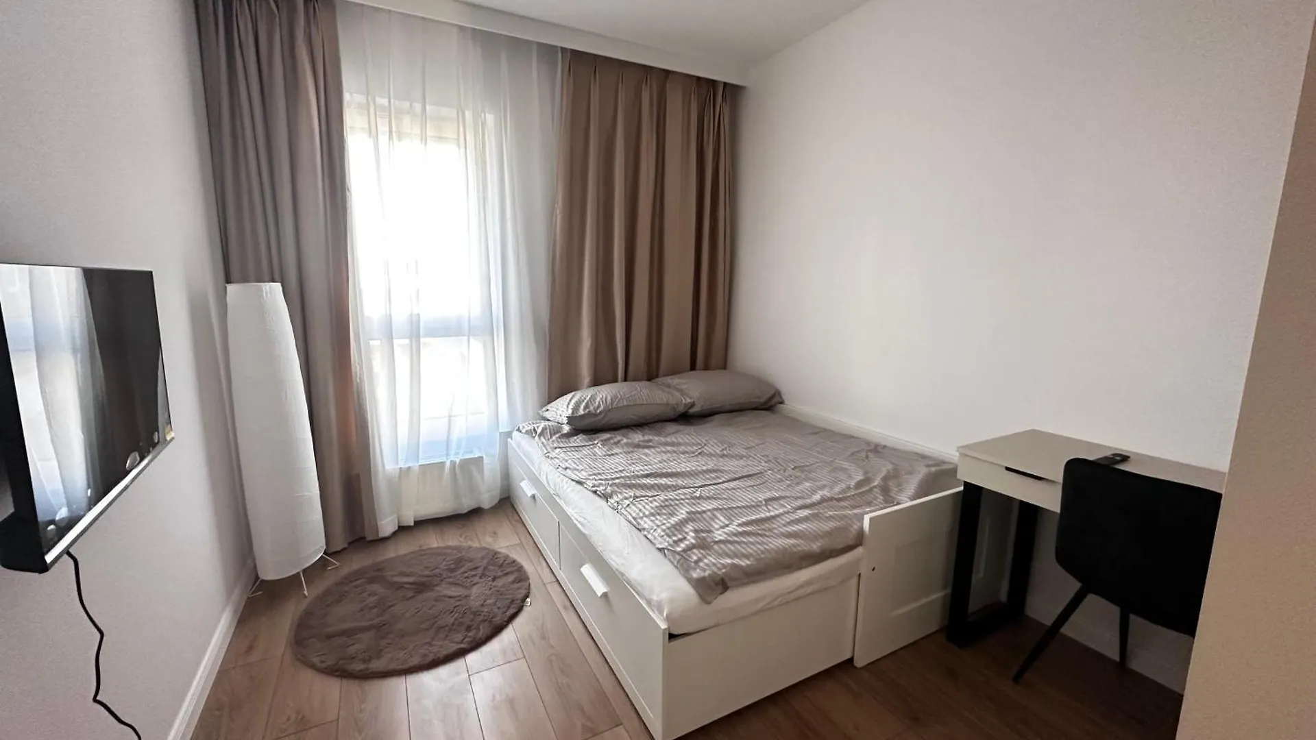 Kaskady Airport Modern Apartments - Close To The Airport And City Center Warszawa 0*,